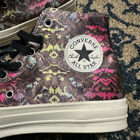 Converse Chuck Taylor high tops. - Picture 2 of 3